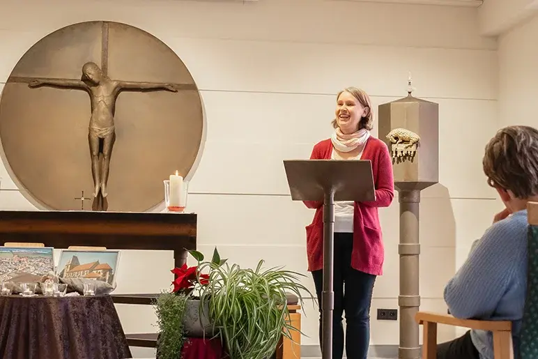 Bund der Caritasstiftungen im Bistum Hildesheim BdC Seniorenhilfe: Gottesdienst in einer Betreuungseinrichtung